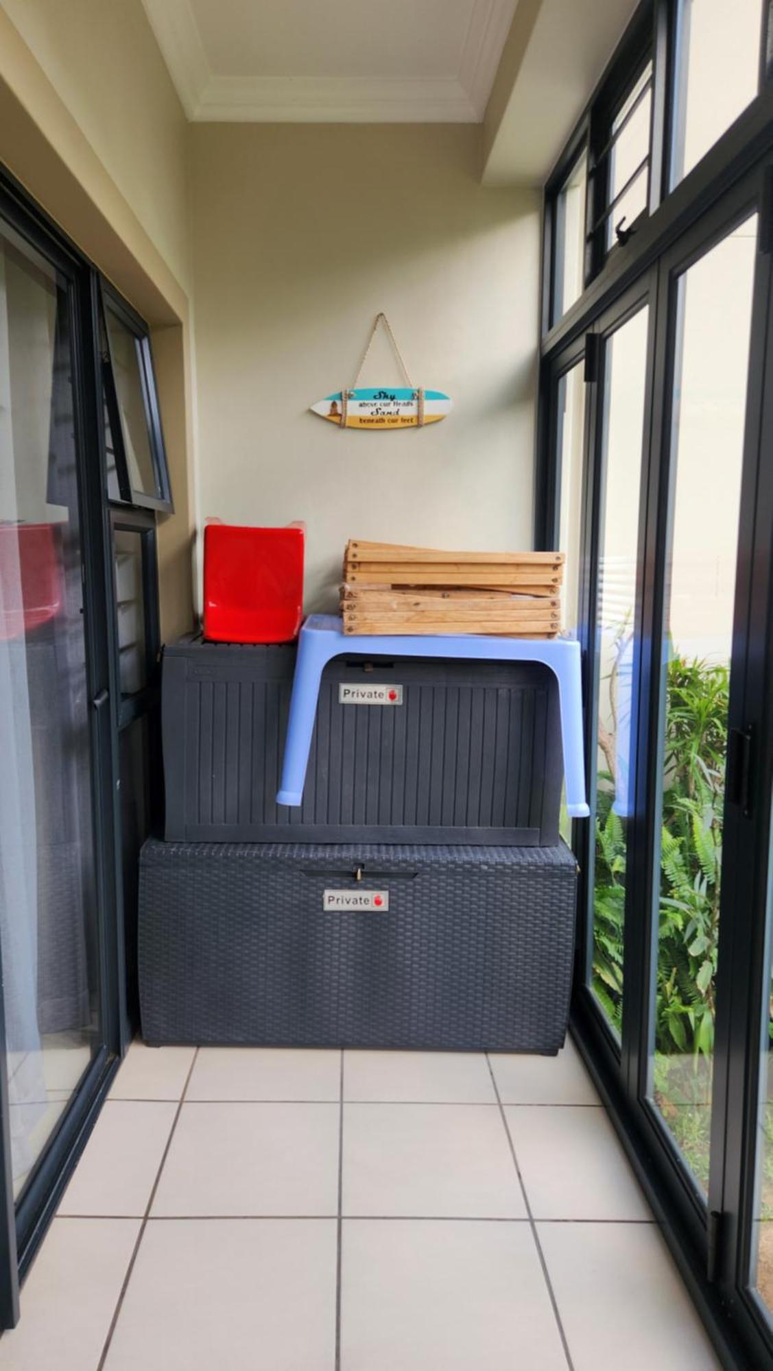 Topanga 17 Uvongo Beach Exterior photo